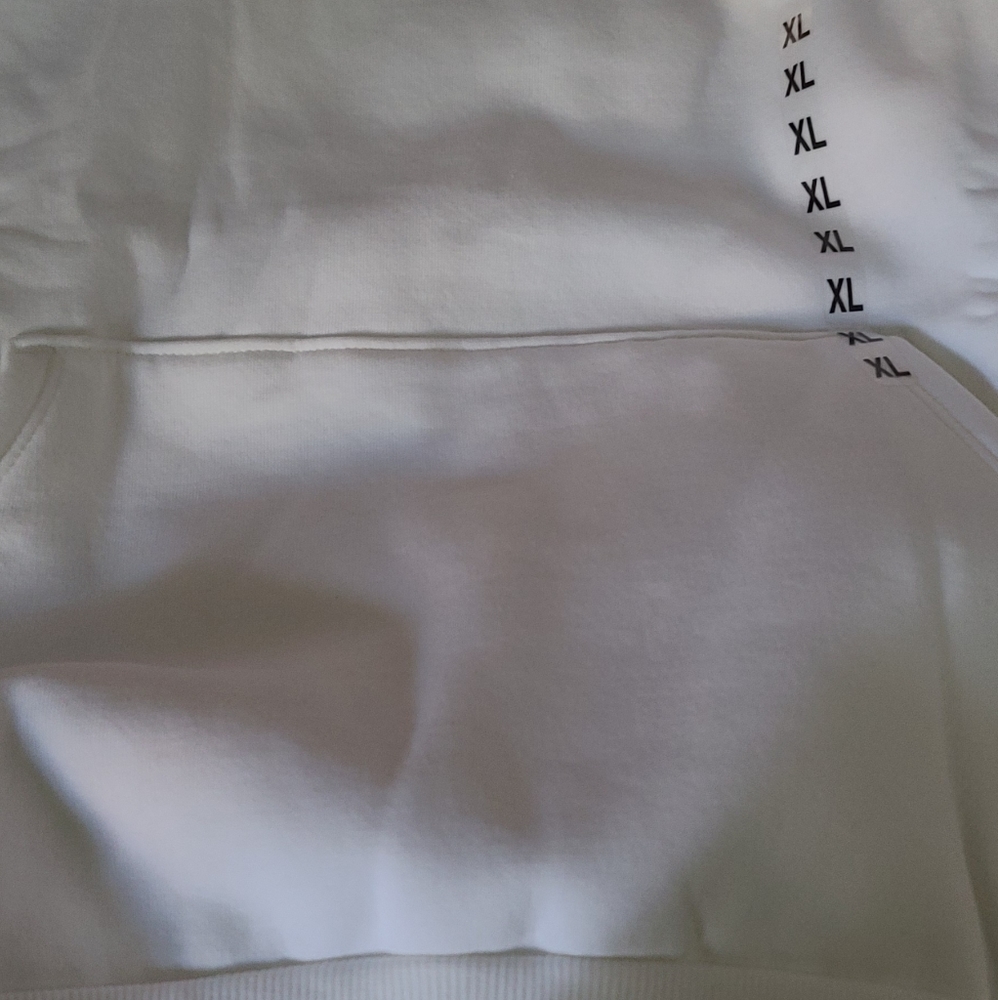 Puma Sweater - Picture 6 of 13